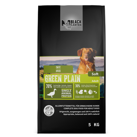 Black Canyon Green Plain poluvlažna hrana za odrasle pse 1.5 kg