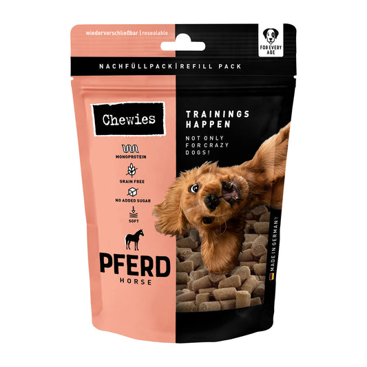 Chewies Pferd horse treats packaging with a pink and black design.